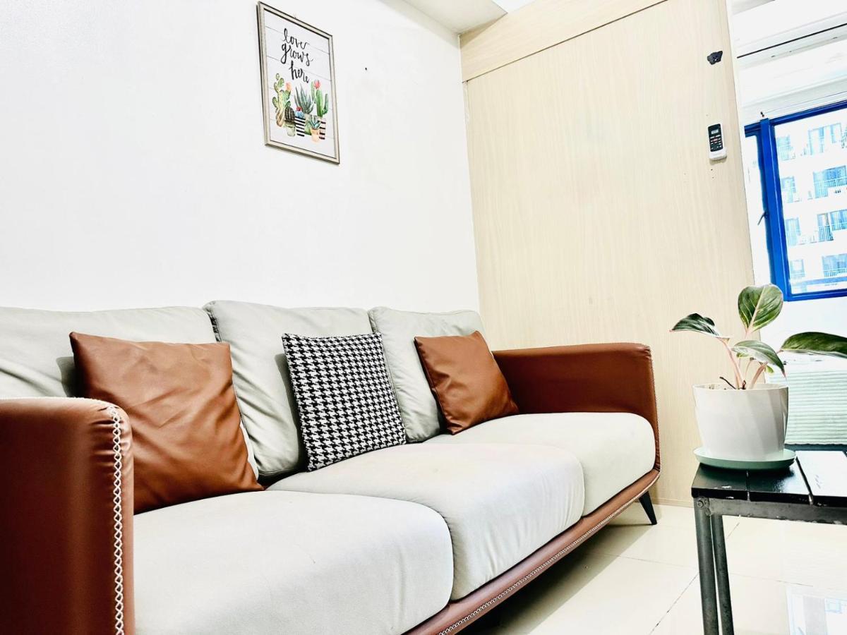 Sea 2-Br Unit With Free Parking Near Mall Of Asia Пасай Екстериор снимка