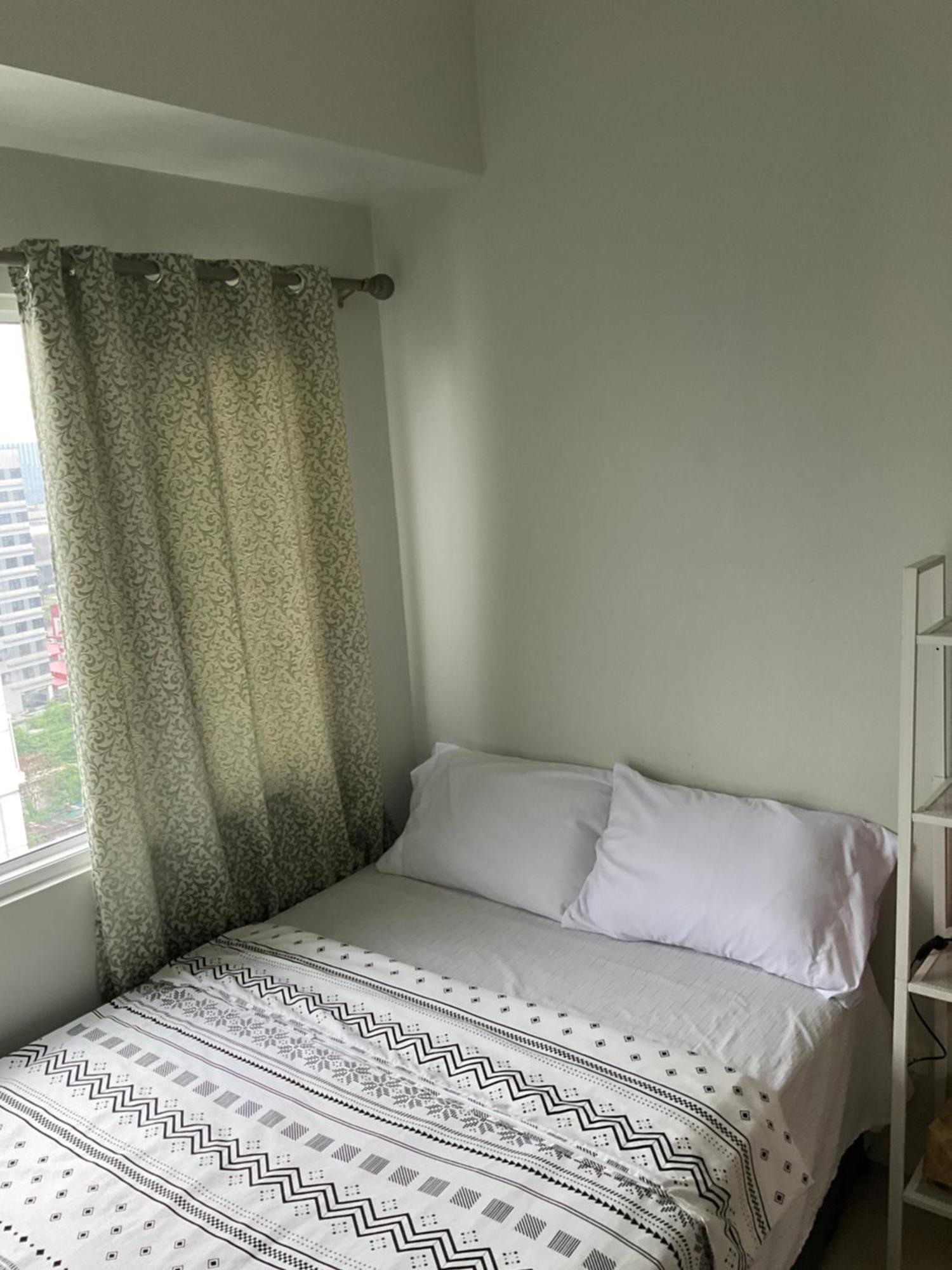 Sea 2-Br Unit With Free Parking Near Mall Of Asia Пасай Екстериор снимка